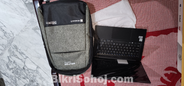 Walton tamarind laptop in good condition